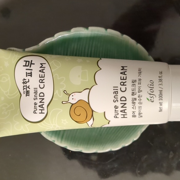 Hand Cream - Picture 3 of 4